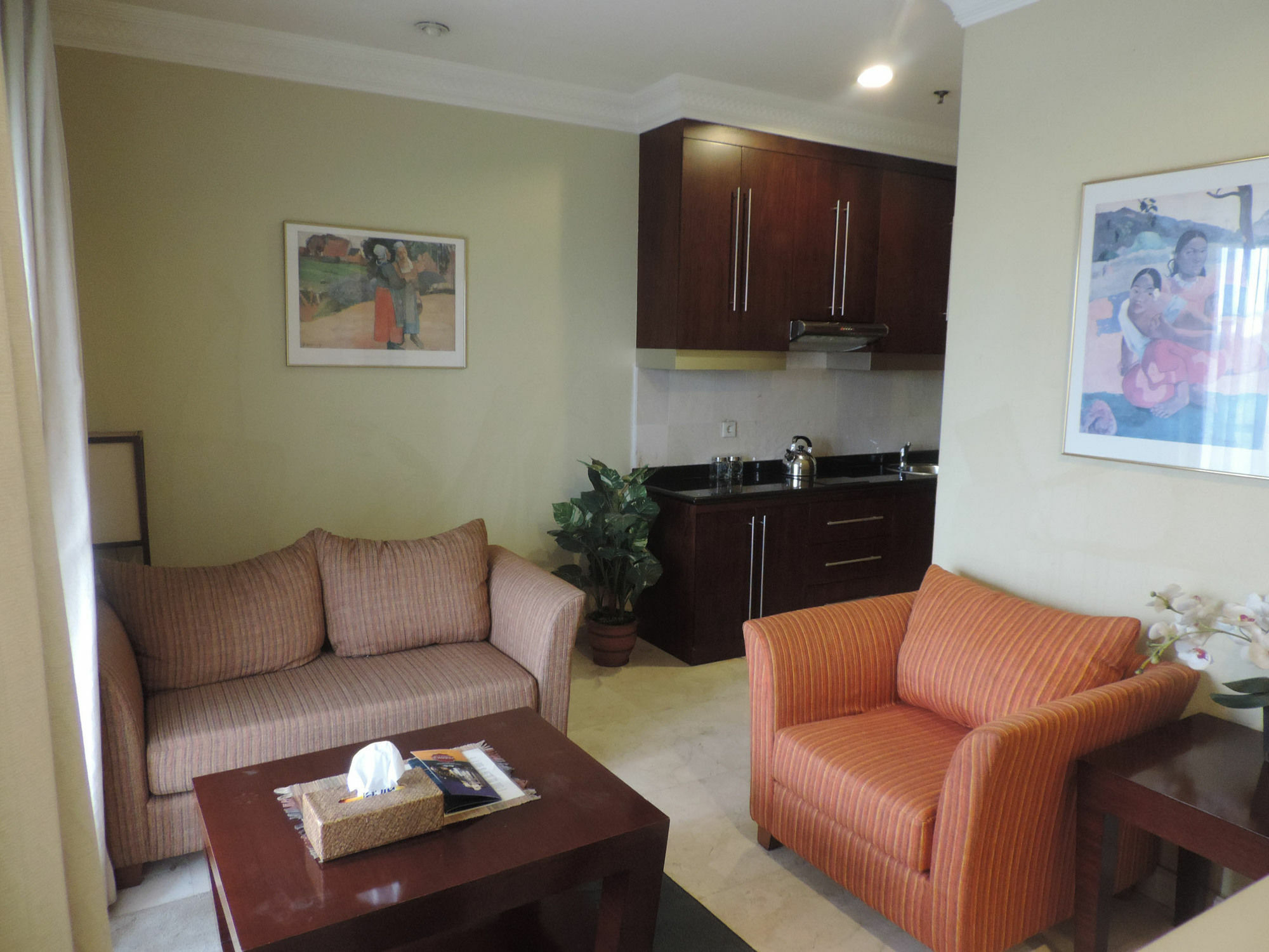 Roosseno Plaza Serviced Apartment Jakarta Buitenkant foto