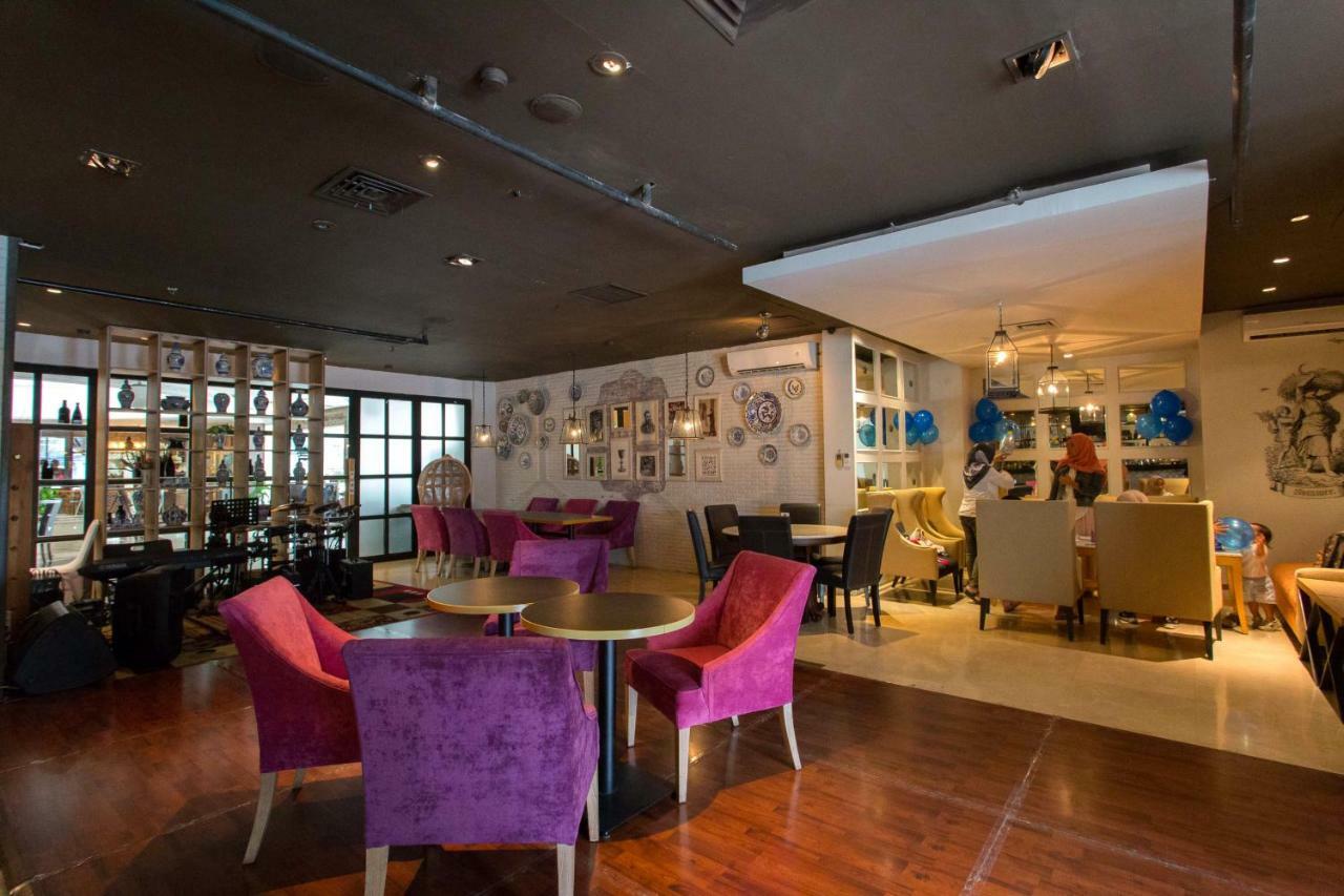 Roosseno Plaza Serviced Apartment Jakarta Buitenkant foto